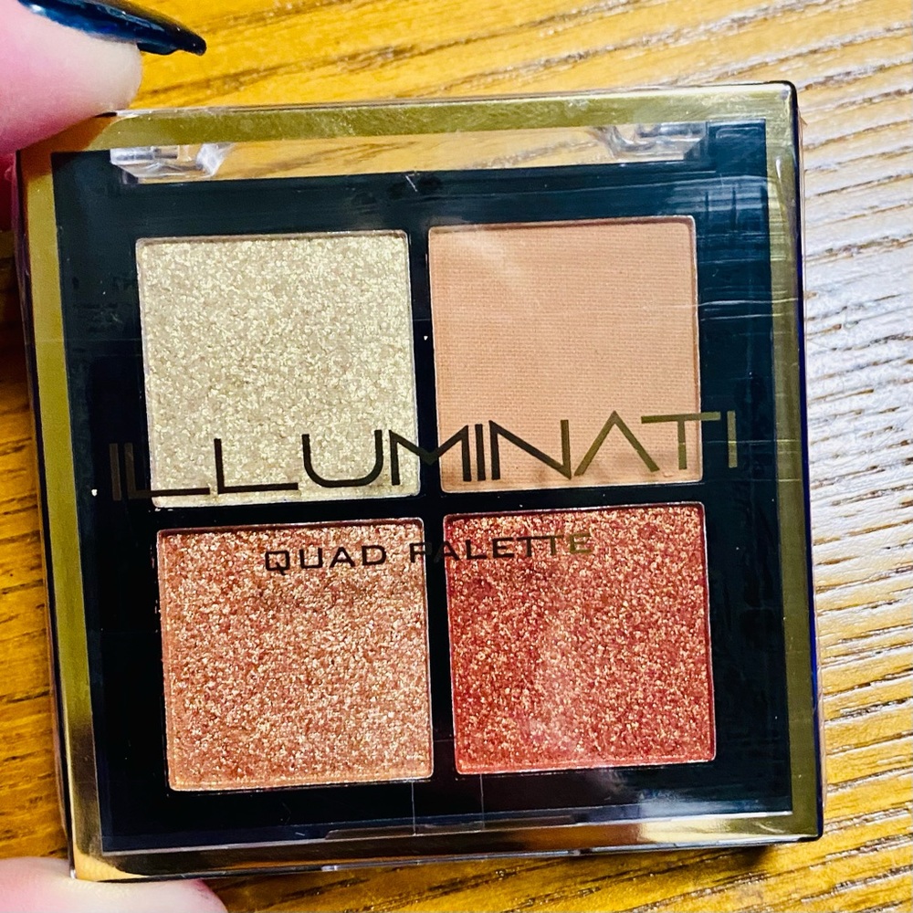 Illuminati cosmetics Lust quad palette